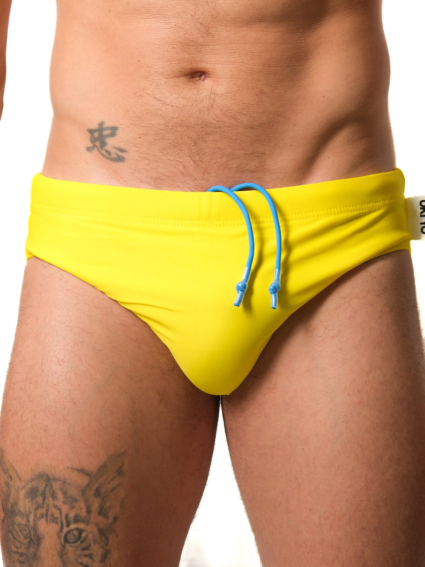 Amarilis - Slip da bagno da uomo gialli