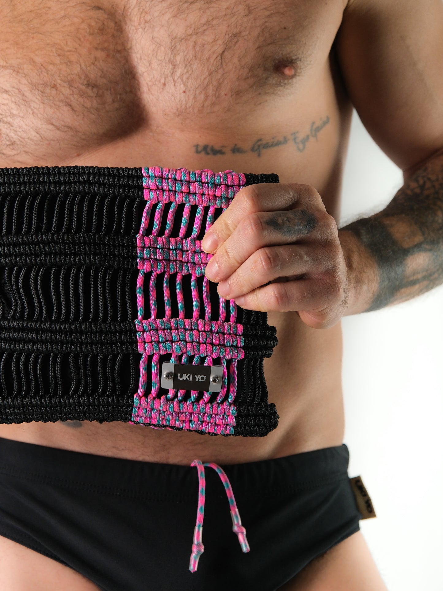 Borsa a mano in filo nero - rosa e ciano