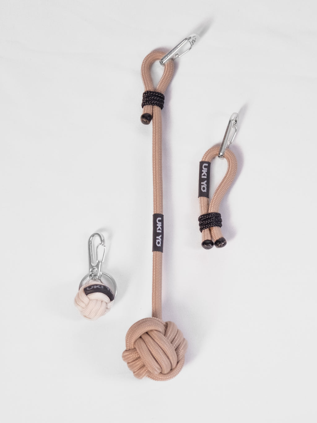 [AKA]  Keychain