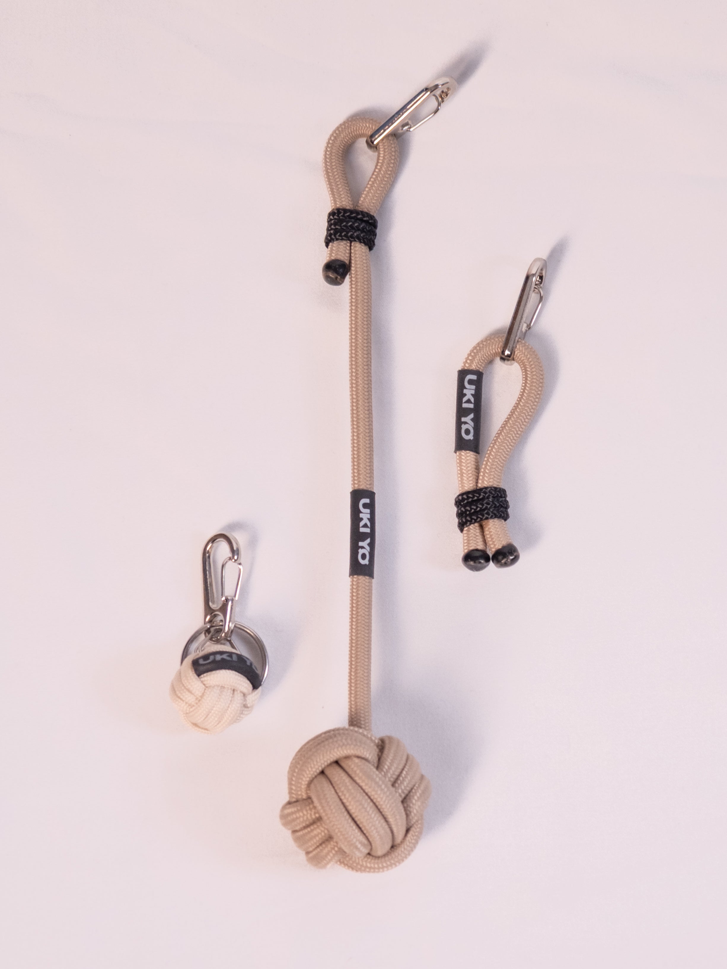 [AKA] Beige Keychain