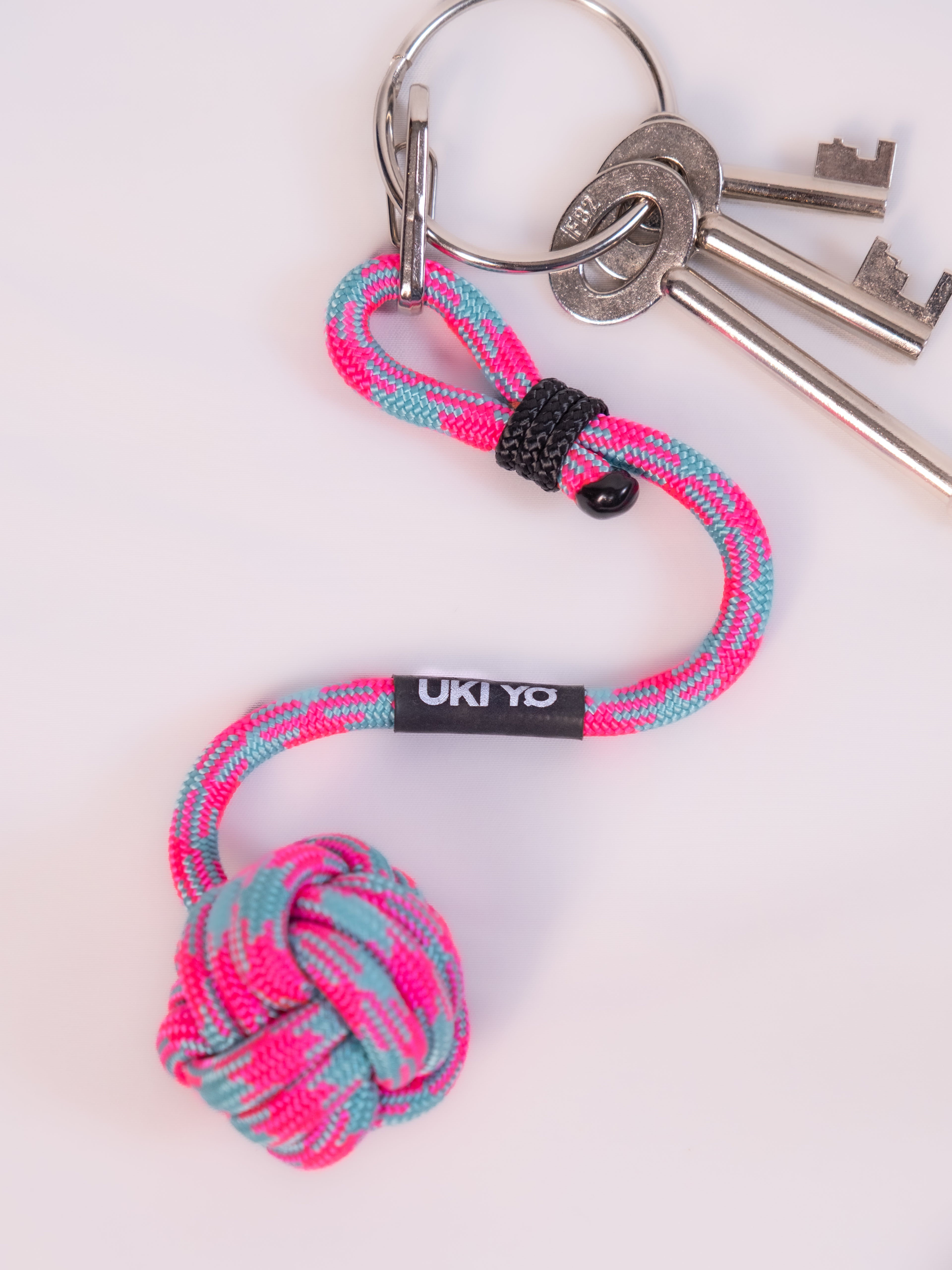 [MINA] Cotton Candy Keychain