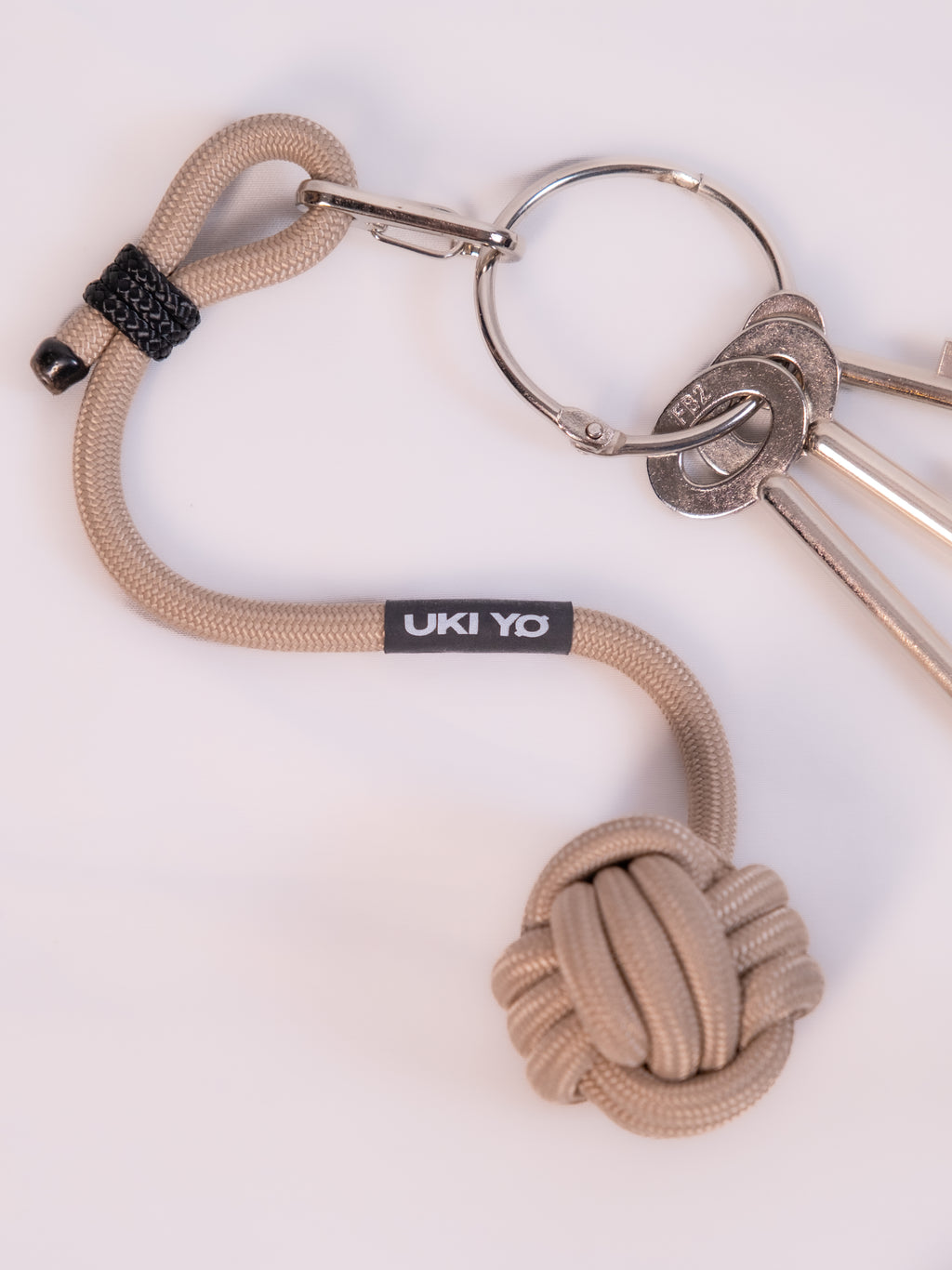 [MINA] Beige Keychain