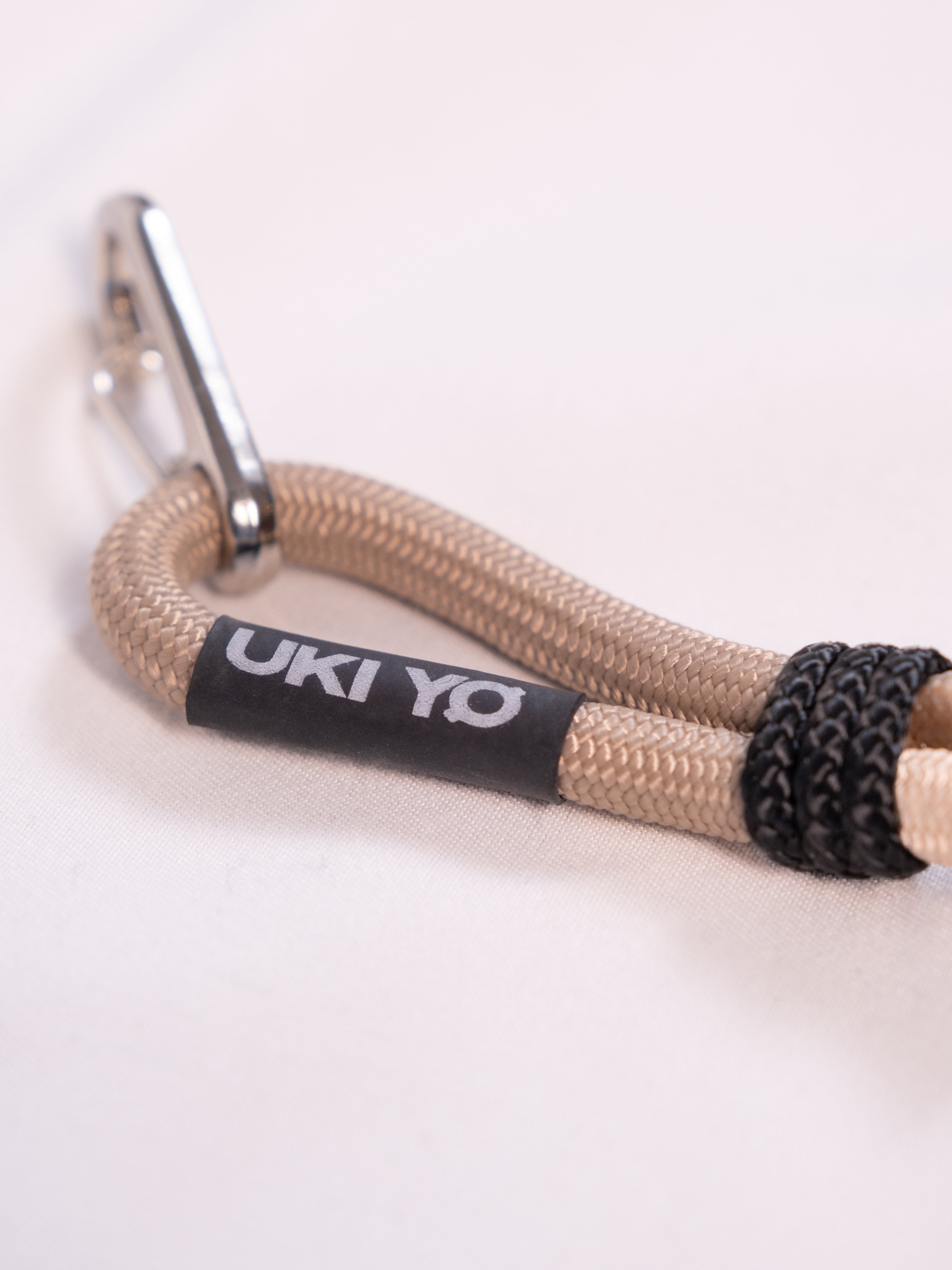 [LAZO] Beige Keychain